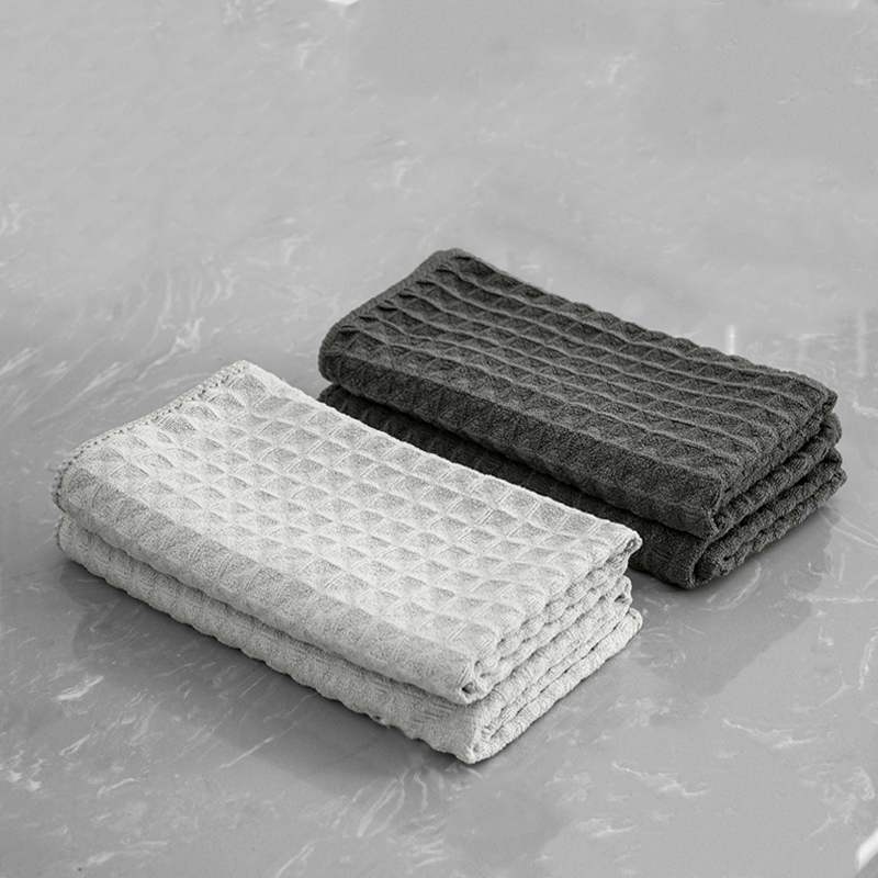 Diamond Textured Microfiber Cleaning Cloth — view 4